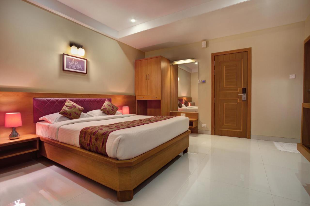Hotel Prestige 门格洛尔 外观 照片